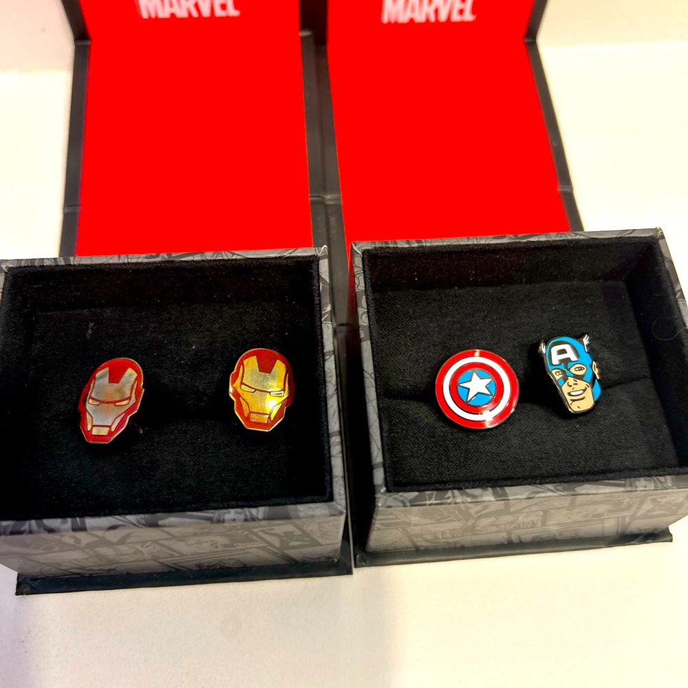 Two sets of Marvel cuff links